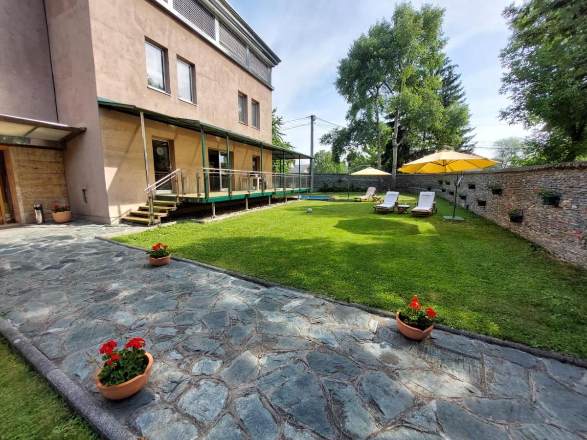 Hotel Brass Sarajevo Exterior foto